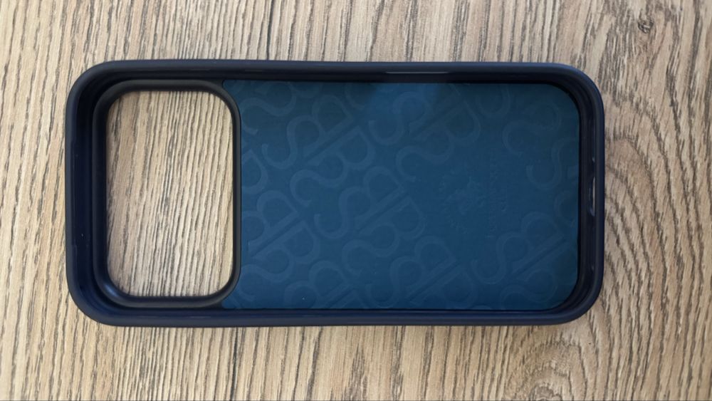 Чехол айфон 17 про