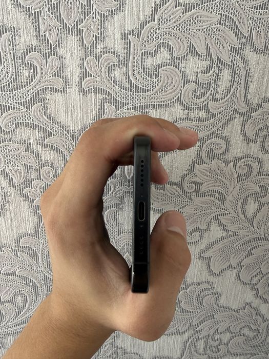 iPhone 16 pro max black