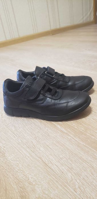 Ботинки кожа, школьная обувь, кроссовки 33р