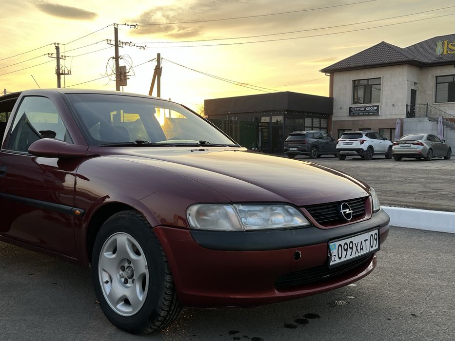 Opel Vectra B 2.0 Продам авто в отличном состояни, каробка автомат