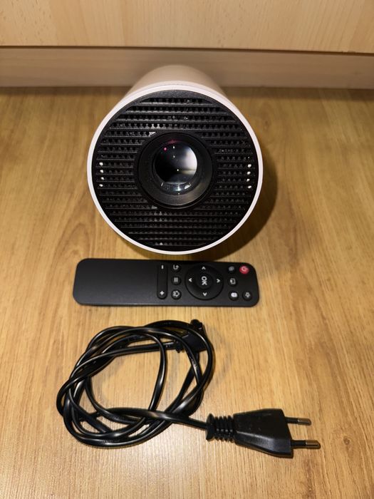 Videoproiector Magcubic