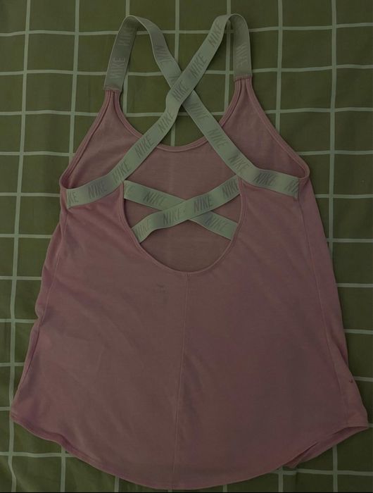 Спортивная майка NIKE