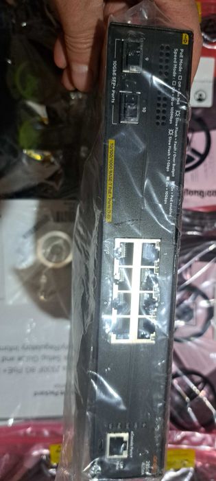 Switch POE Aruba 2930F 8 porturi