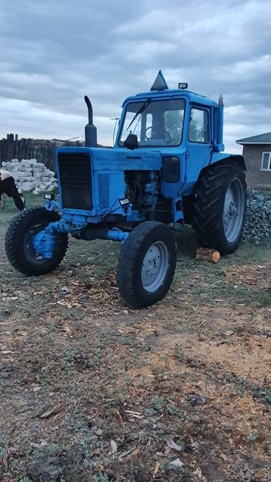 Трактор МТЗ 82. С косилка и грабли