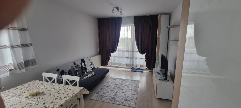 Ofer spre închiriere ap 2 camere în Class Park