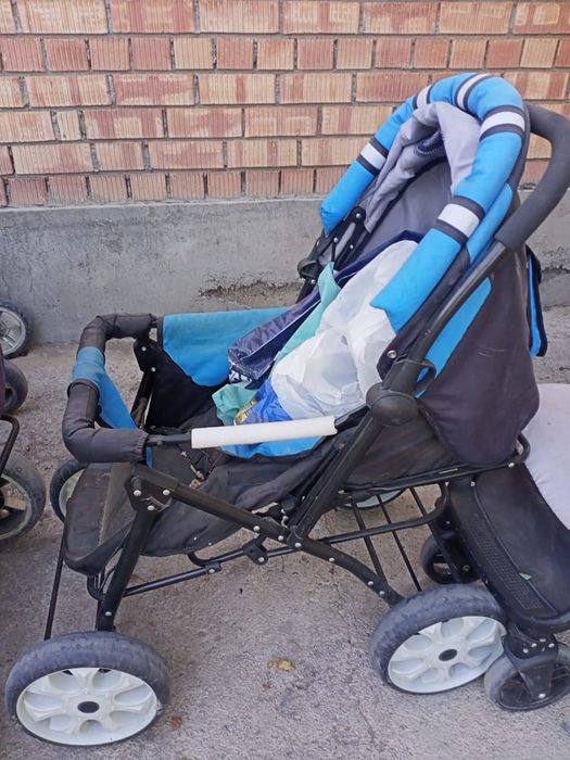 Коляски почти новые