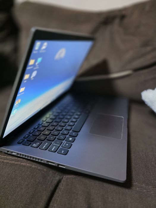 ASUS M509D – Ryzen 3 3250U / 8 GB RAM / 256 GB SSD / Radeon Graphics