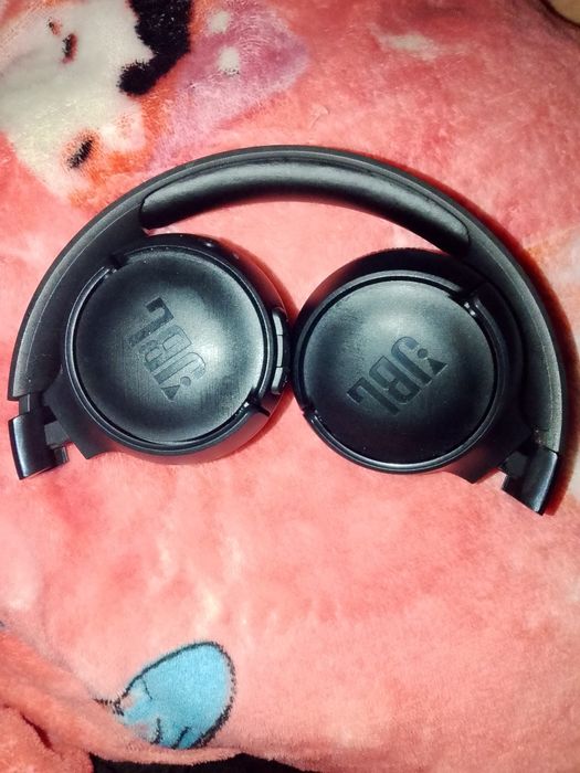 Vand casti JBL tune 520