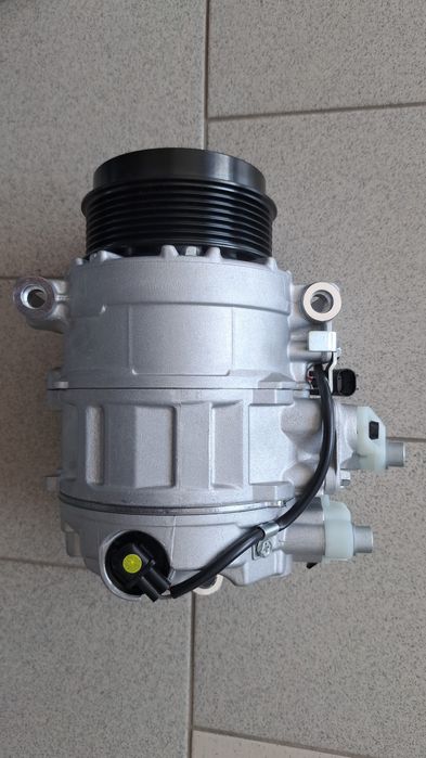 Sina banchetă Sprinter Crafter 2006-2017 Șină Nouă Mercedes 350 Bucata