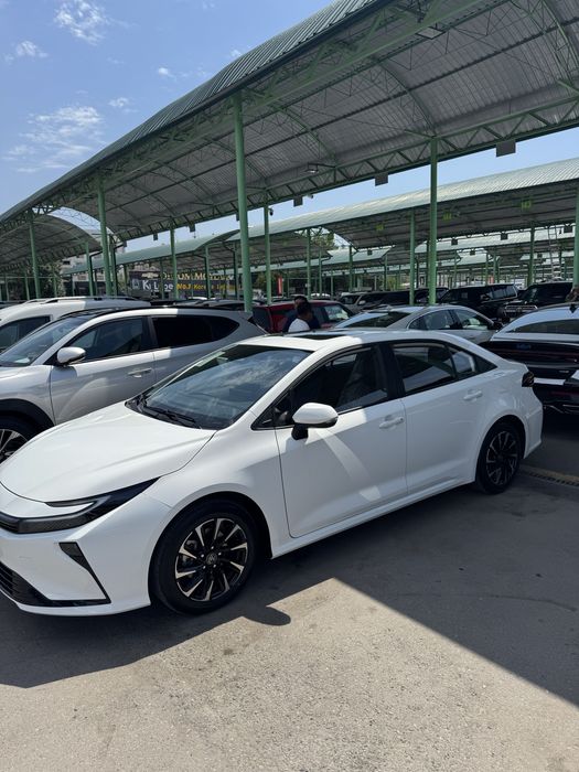 Toyota corolla 2026 hybrid