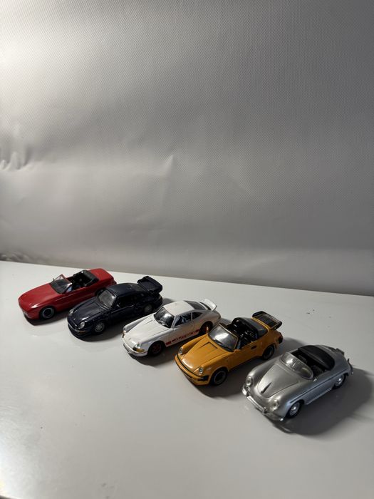 Лот от колички на Porsche. Мащаб 1:43