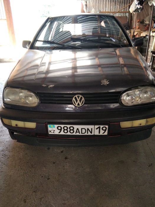 Volkswagen golf  800000