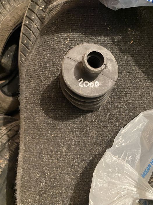 Продам запчасти на ауди 80 б4