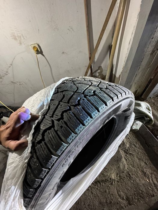 Продам зимние шины