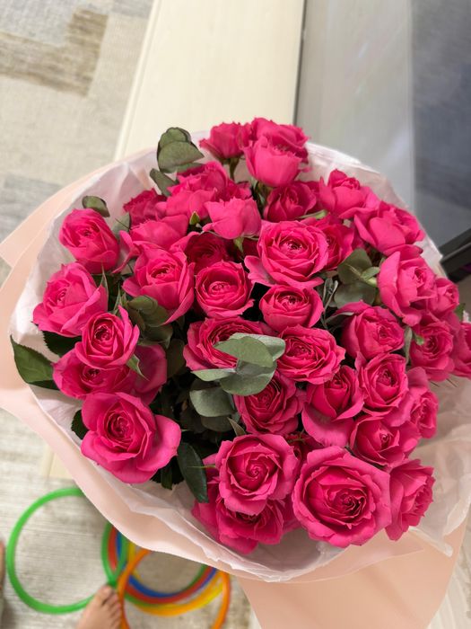 букет кустовых роз