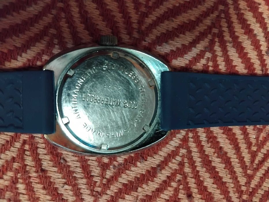 ceas Nautica, quartz, stare impecabilă, dimensiune 45,4, curea originală silicon