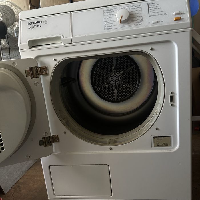 Сушилня Miele /T4223C Soft Wind C/