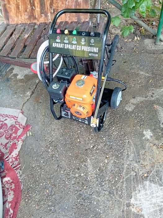 Aparat de spalat Thor cu problema dă uleu afara