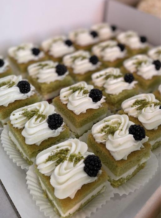 Фуршет/кофебрейк от 4500 тг