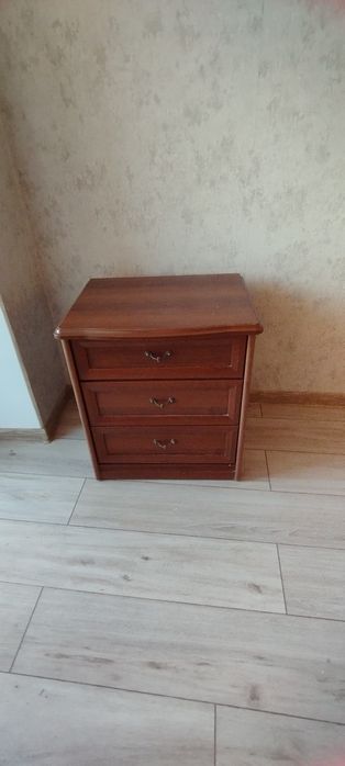 Продам  шкаф,тумба ,комод