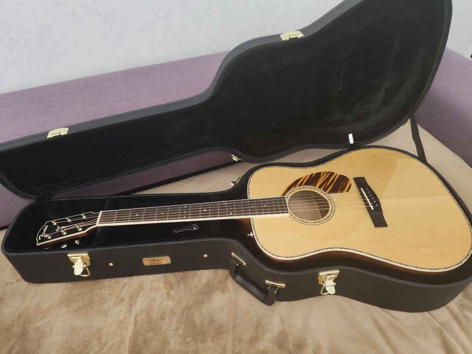 Гитара Fender Paramount