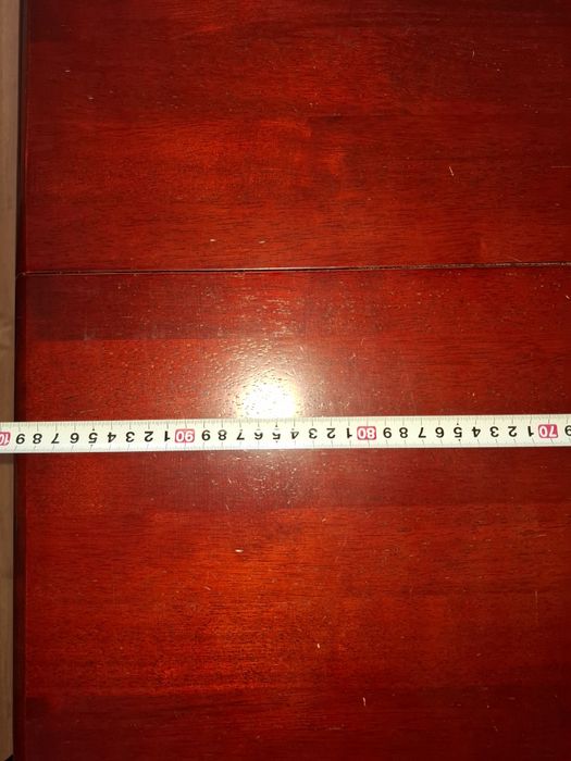 Стол со стульями