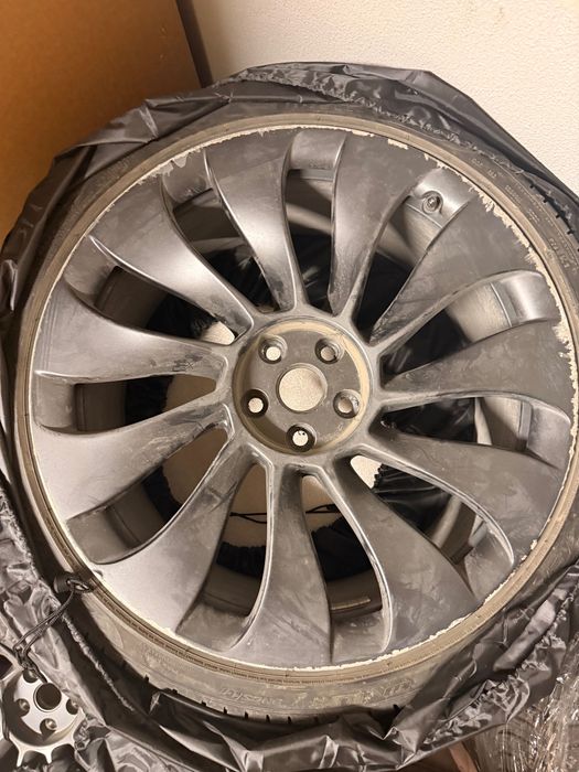 Джанти Tesla 21 Uberturbine TPMS