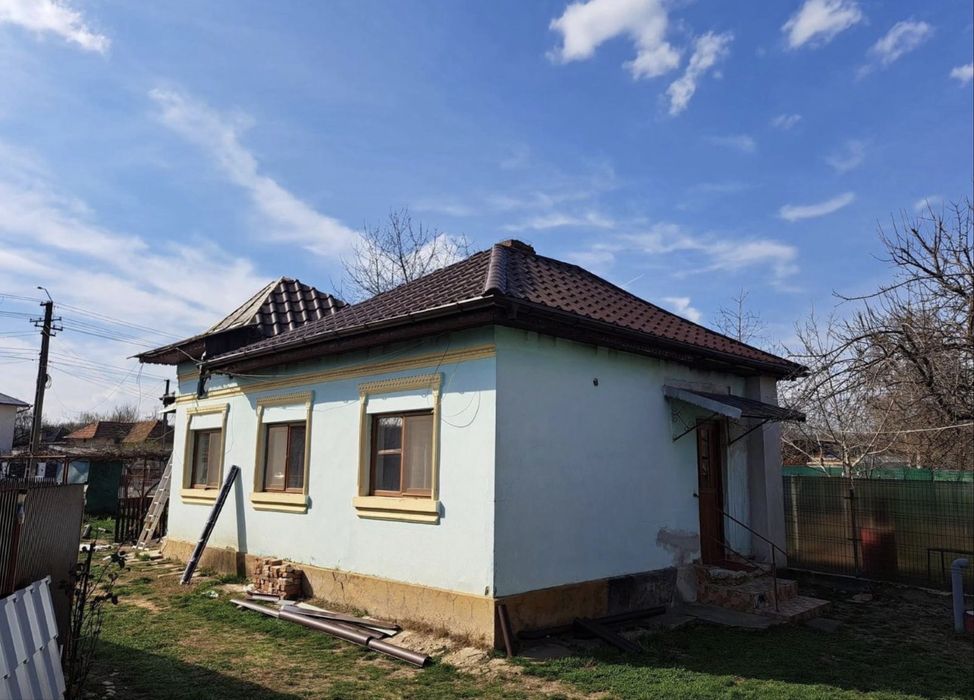 Executam Acoperisuri Noi si Reparatii în Toata Romania