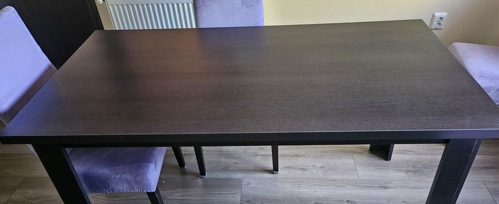 Masa dining ( bucatarie, living, sufragerie)