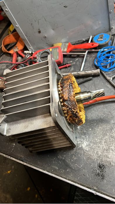 Reparatii  motoare /fulii/rulmenti