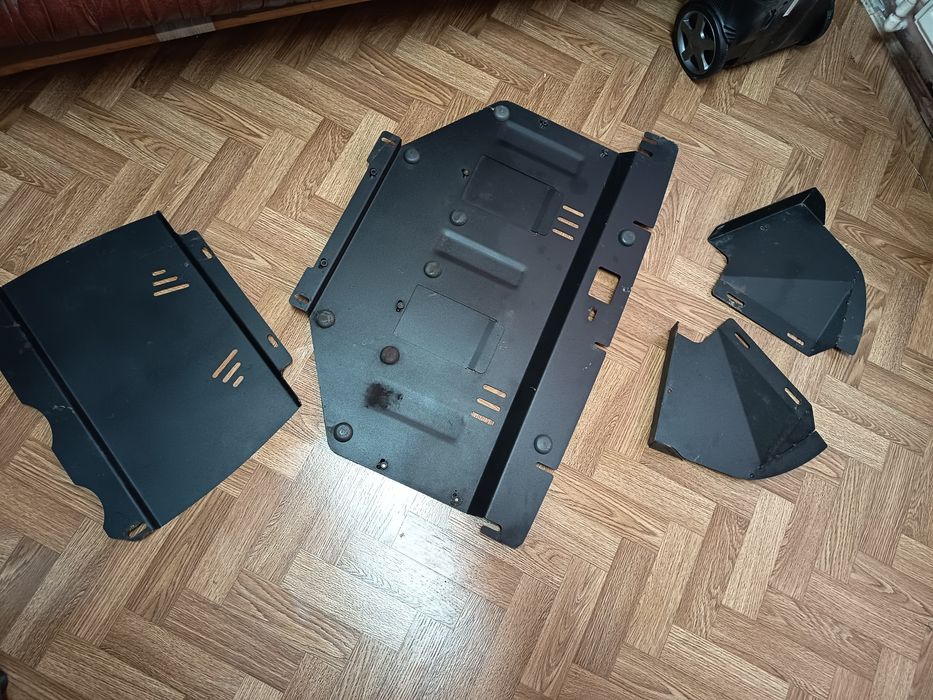 Scut metalic motor și cutie Audi A4 B7 2005