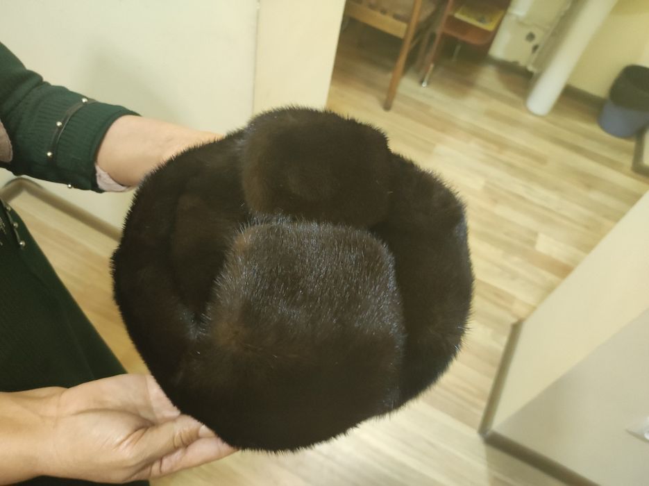 Натуральные. Норковые шапки