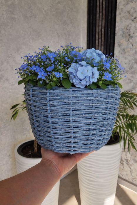 Продам кашпо  для цвнтов