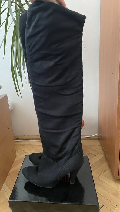 Vand cizme lungi