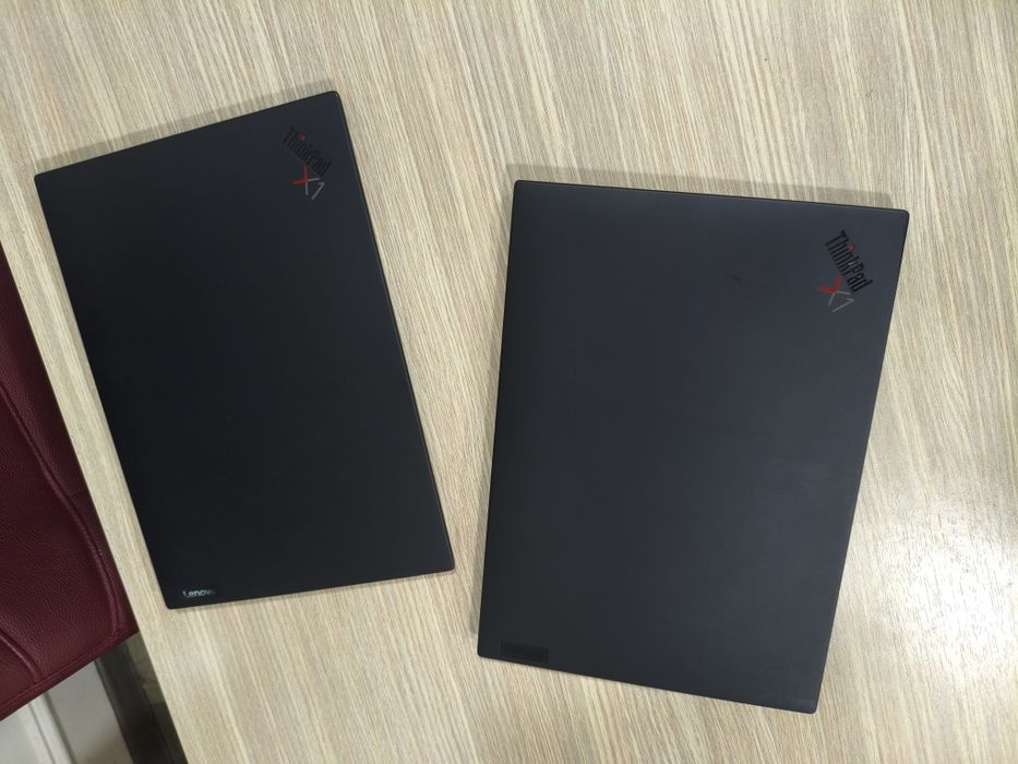 Thinkpad X1 Carbon Gen9!  core i7 !
