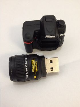 Фотоапарат Nikon , USB 32 ГБ , флаш памет , флашка камера Никон