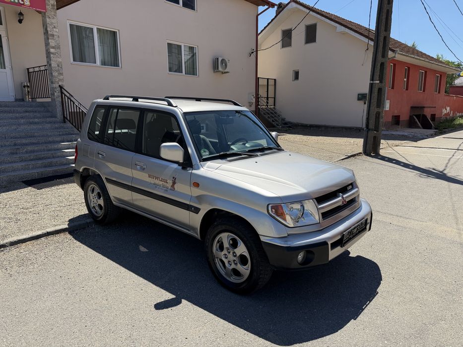 Mitsubishi Pajero Pinin - Super select