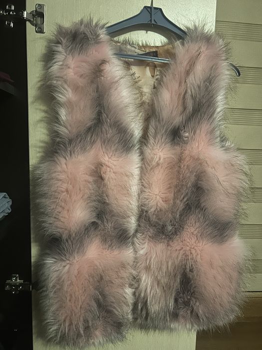 Пухен дълъг елек