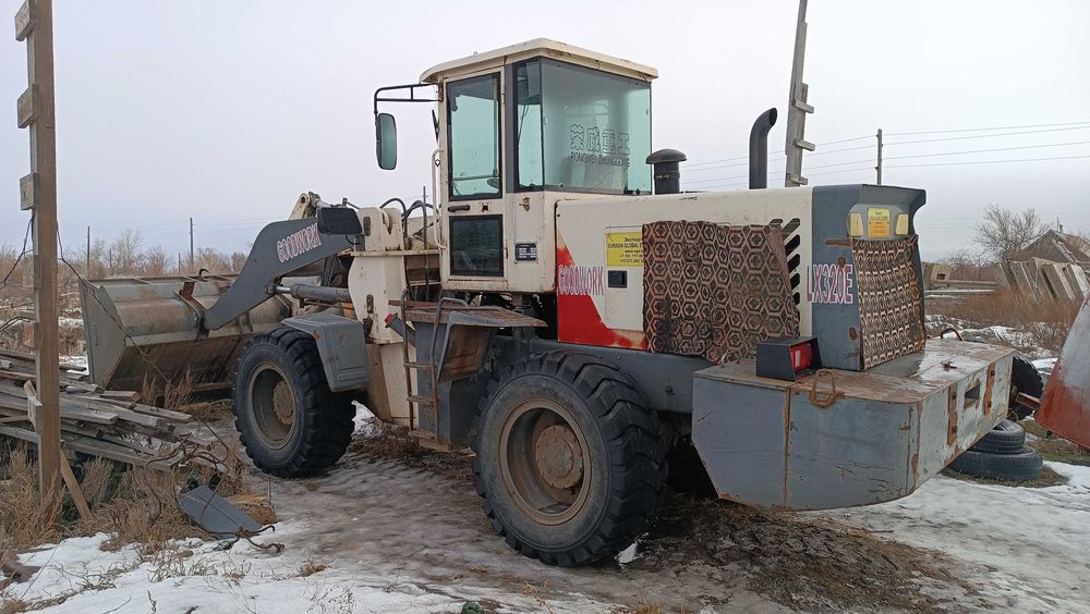 Погрузчик фронтальный GOODWORK LX320E