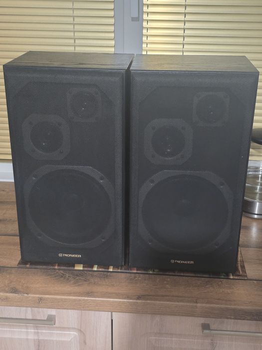 Продавам Pioneer S-Z92.