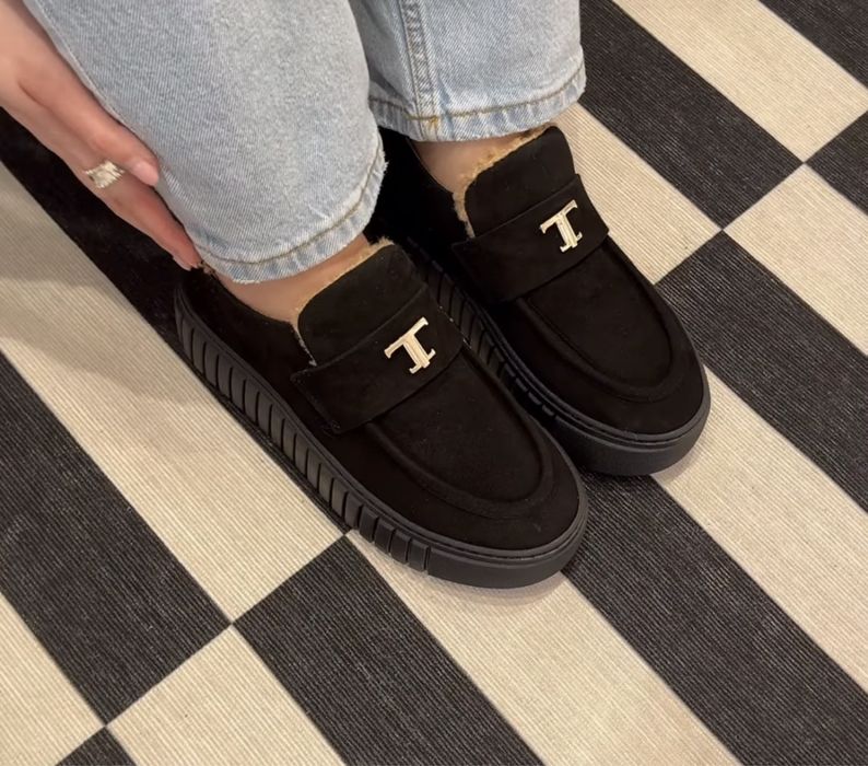 Женская обувь