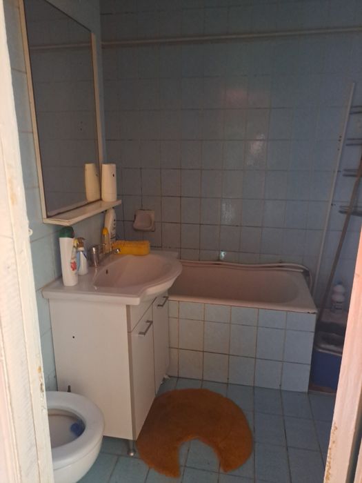 Inchiriez Apartament