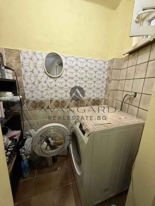 оф.25161 Обзаведен етаж от къща в Капана