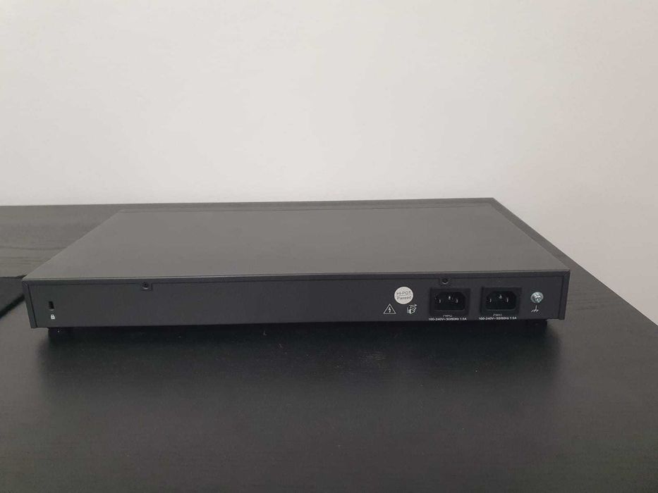 Router 8 porturi TP-Link Omada ER8411, 10 Gbps, 3 SFP