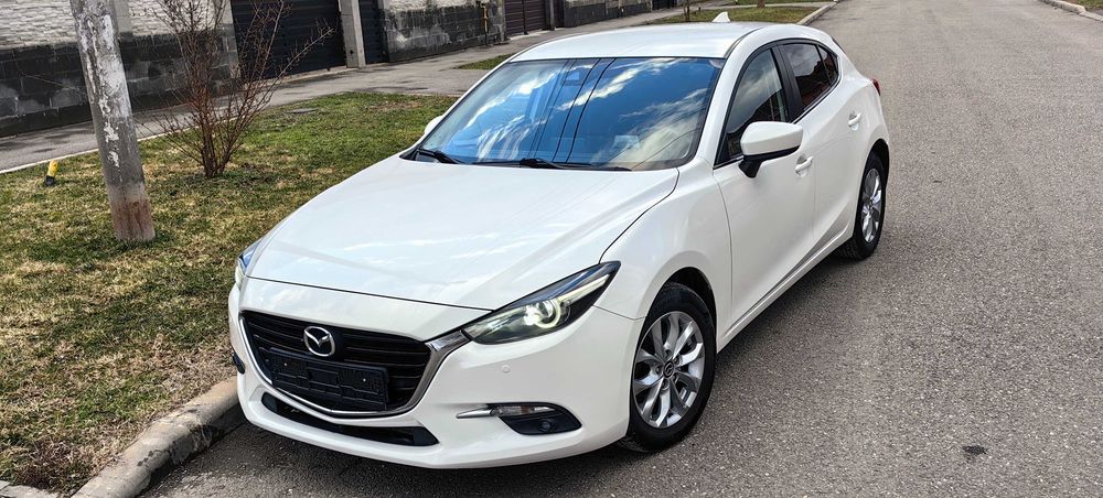 Mazda 3 AUTOMAT * Euro 6 * BOSE * Head-Up Display * Xenon+ LED