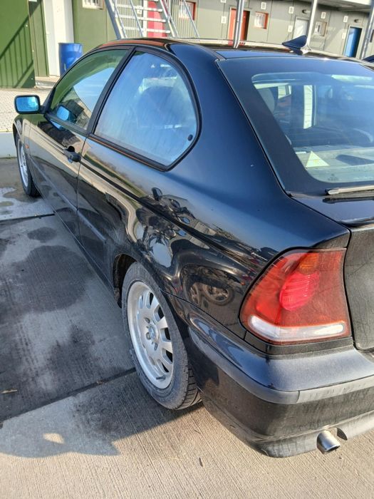 Vand bmw  316 in stare buna