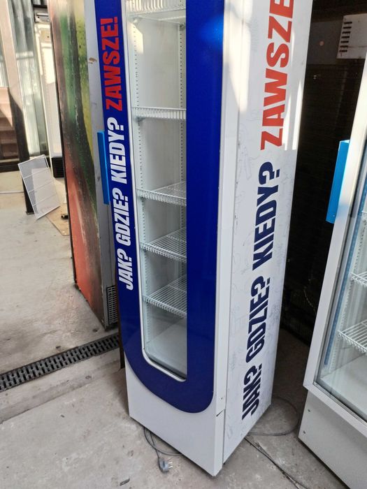 Vitrine frigorifice verticale /dozatoare /duble /slim