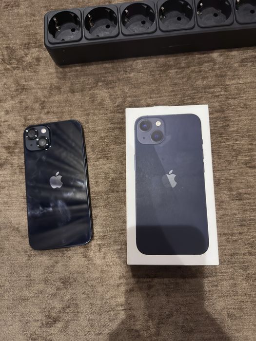 Продам Айфон 13 , 128 г