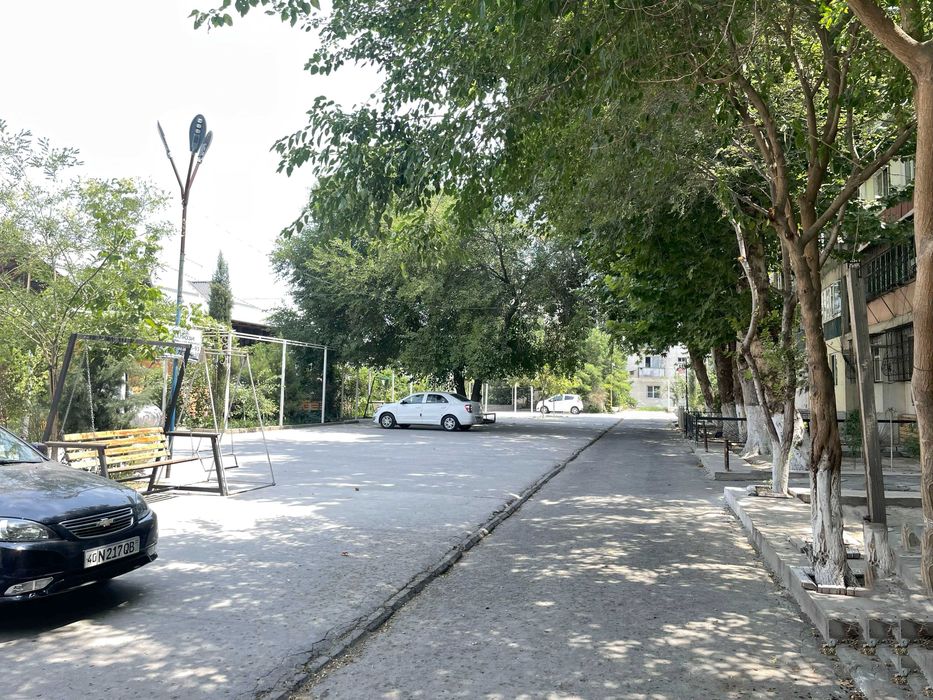 Продается 5-комнатная квартира — идеальна для жилья или бизнеса!