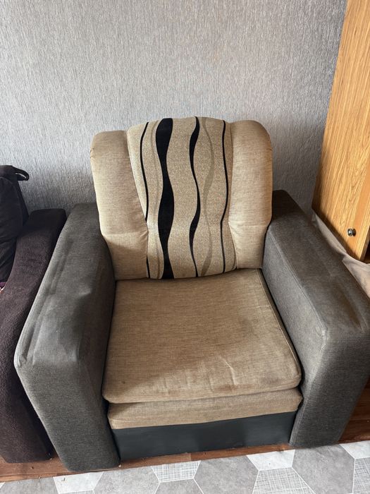 Отдам даром кресло-кровать.